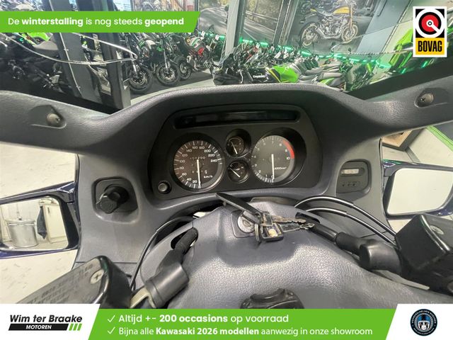 honda - st-1100-pan-european