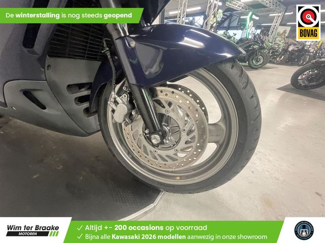 honda - st-1100-pan-european