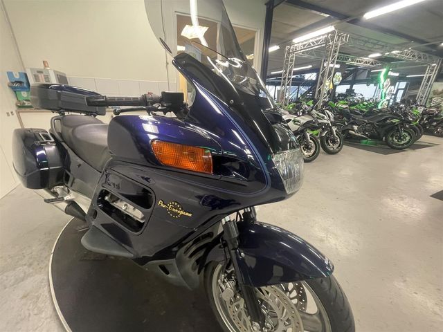 honda - st-1100-pan-european