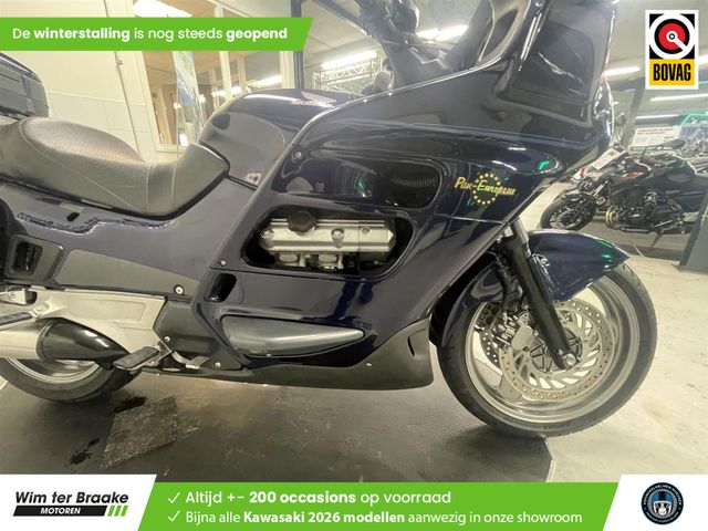 honda - st-1100-pan-european