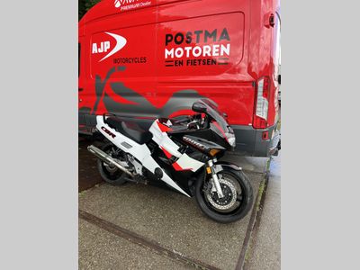 HONDA CBR 1000 F – foto 2