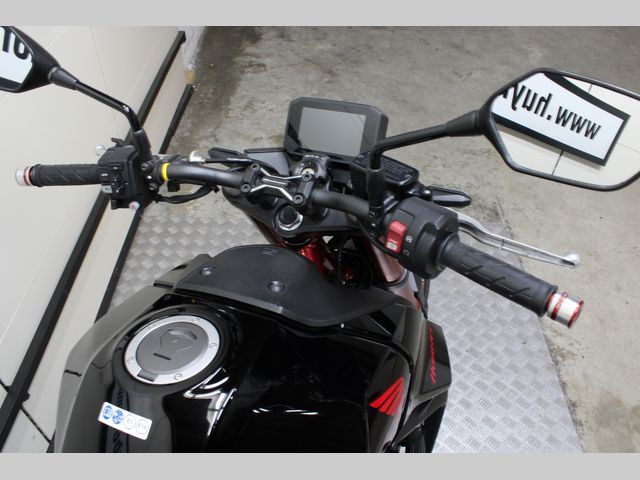 honda - cb-750-hornet