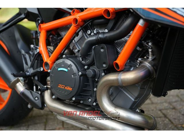 ktm - 1290-super-duke-r