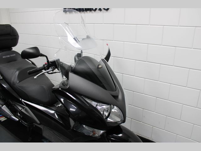 honda - fjs-400-silverwing