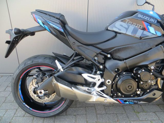 suzuki - gsx-s-950