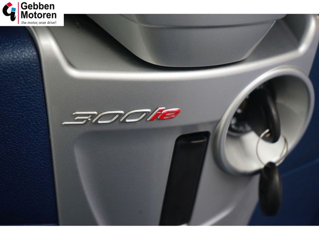 piaggio - mp3-300-yourban