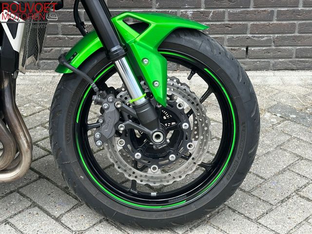 kawasaki - z900