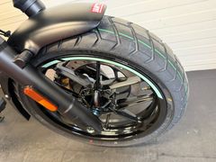 Royal Enfield Guerrilla 450 2026 nieuw – foto 5 van 19