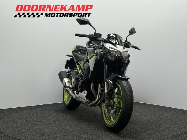 kawasaki - z900