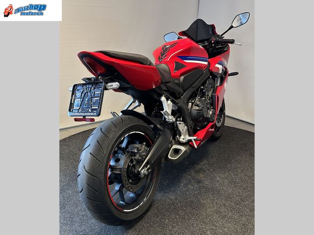 honda - cbr-650-r