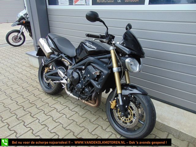 triumph - street-triple