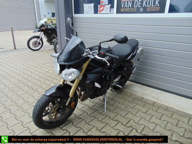 triumph - street-triple