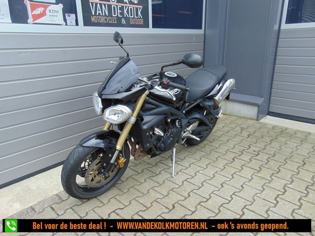 triumph - street-triple