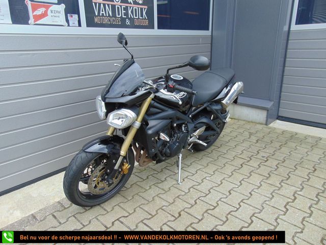 triumph - street-triple