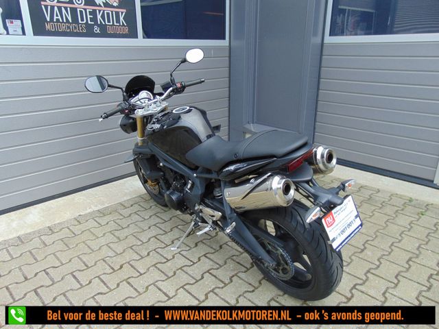 triumph - street-triple