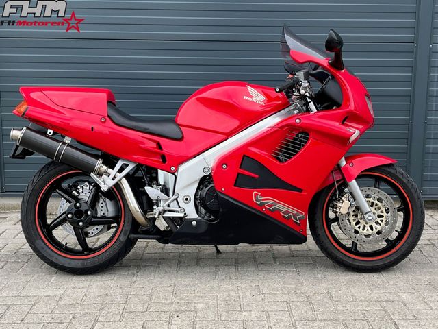 honda - vfr-750-f