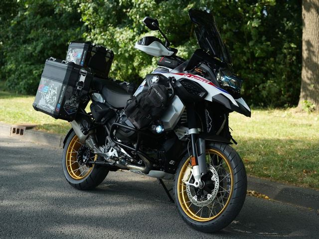 bmw - r-1250-gs-adventure