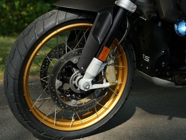 bmw - r-1250-gs-adventure