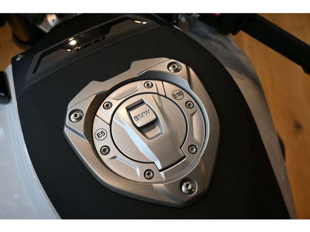 bmw - r-1300-rs