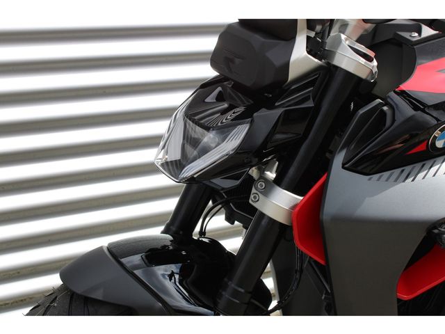 bmw - r-1300-r