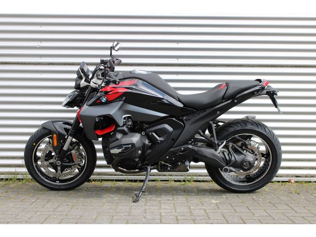 bmw - r-1300-r