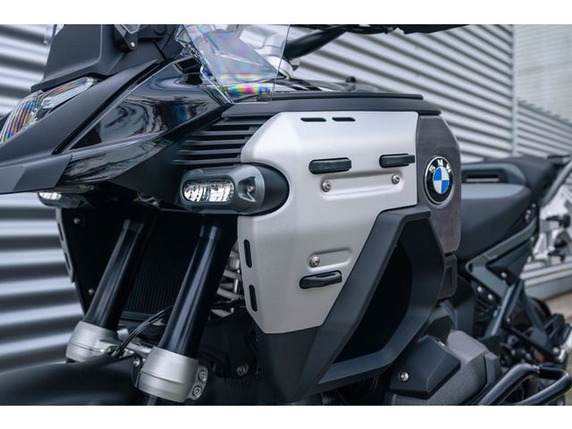 bmw - r-1300-gs-adventure