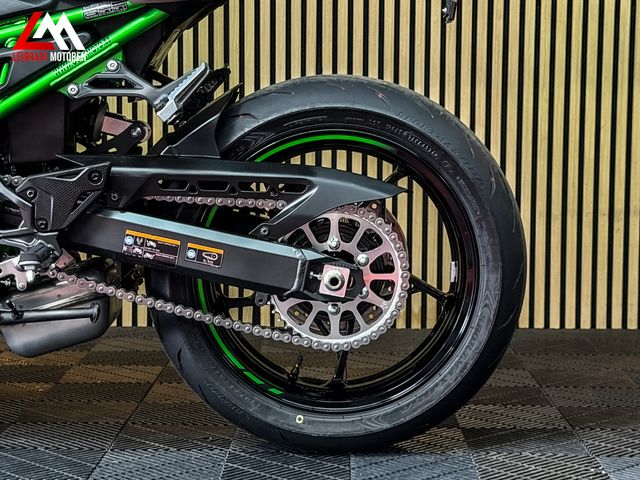 kawasaki - z900-performance