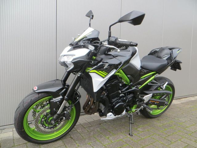 kawasaki - z900
