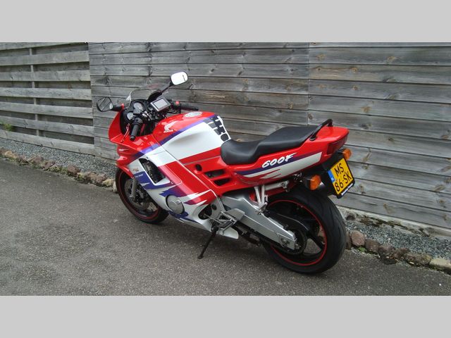 honda - cbr-600-f