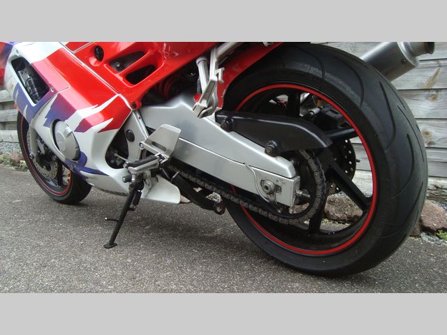 honda - cbr-600-f