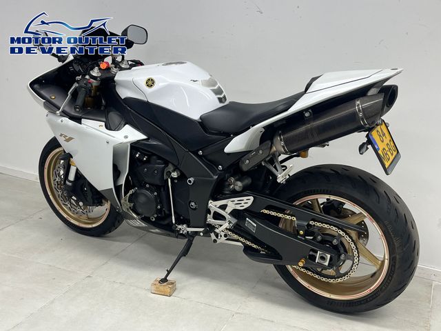 yamaha - yzf-r1