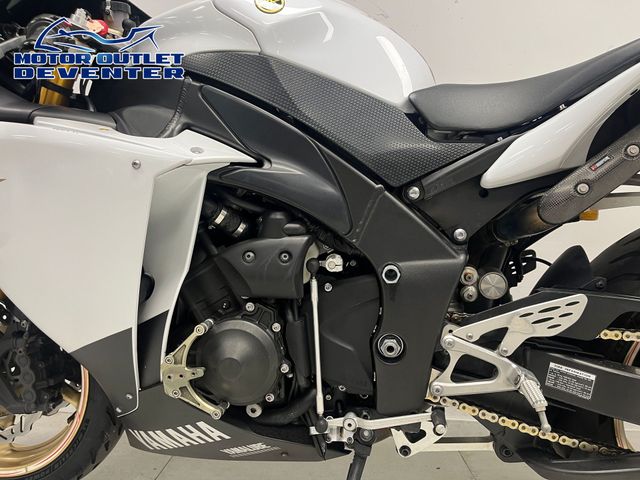 yamaha - yzf-r1