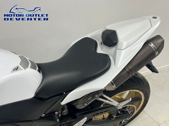 yamaha - yzf-r1