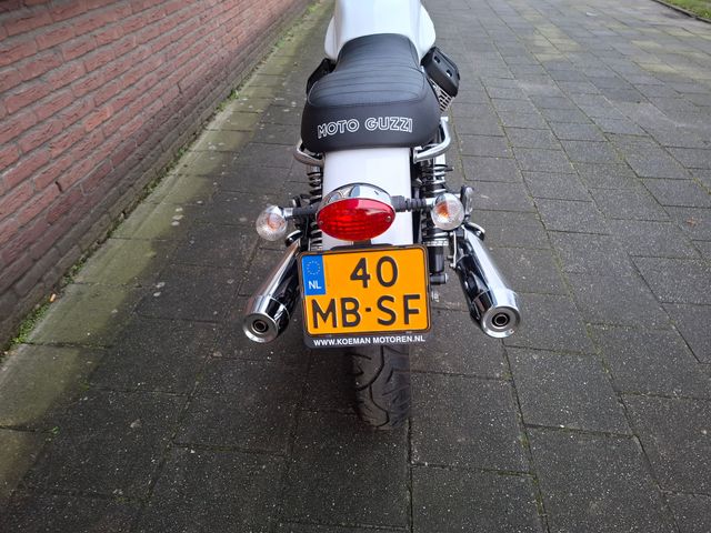 moto-guzzi - v-7-ii-stone