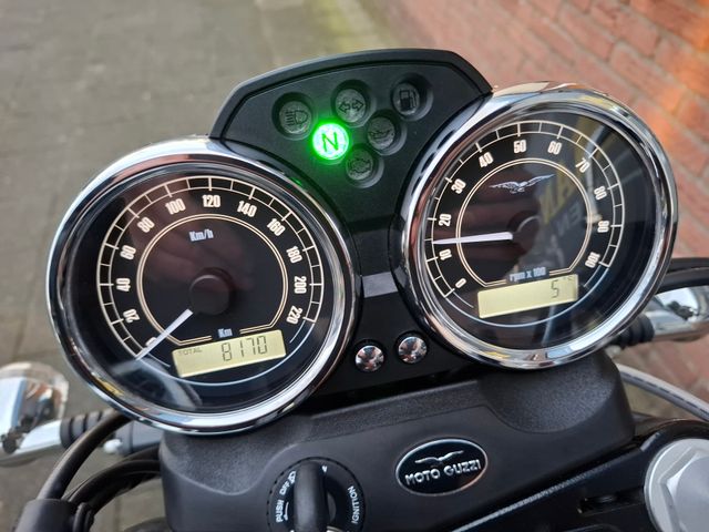 moto-guzzi - v-7-ii-stone