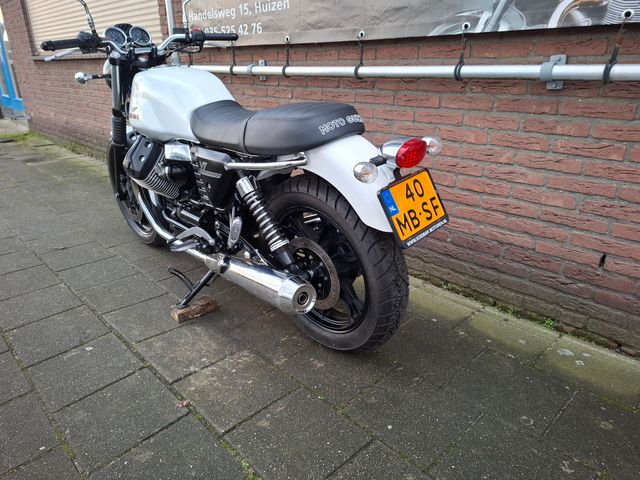 moto-guzzi - v-7-ii-stone