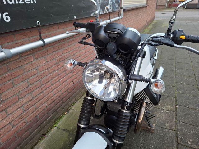 moto-guzzi - v-7-ii-stone