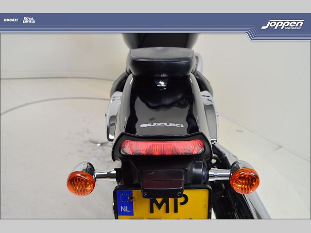 suzuki - new-intruder-m-800