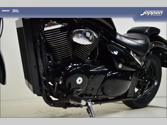 suzuki - new-intruder-m-800