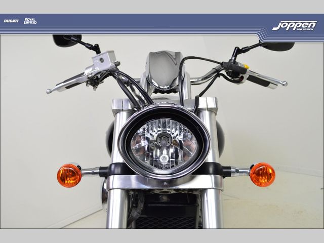 suzuki - new-intruder-m-800