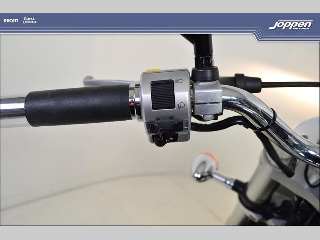 suzuki - new-intruder-m-800