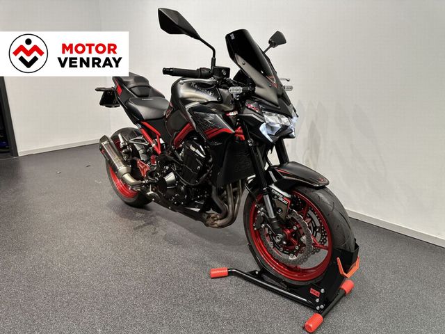 kawasaki - z900