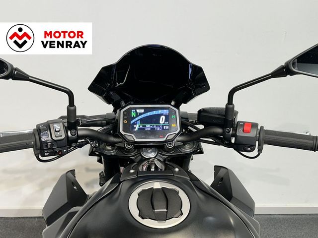 kawasaki - z900