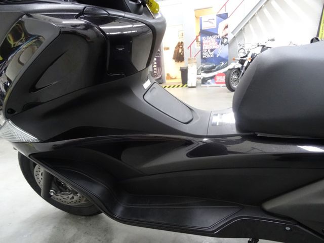honda - fjs-400-silverwing