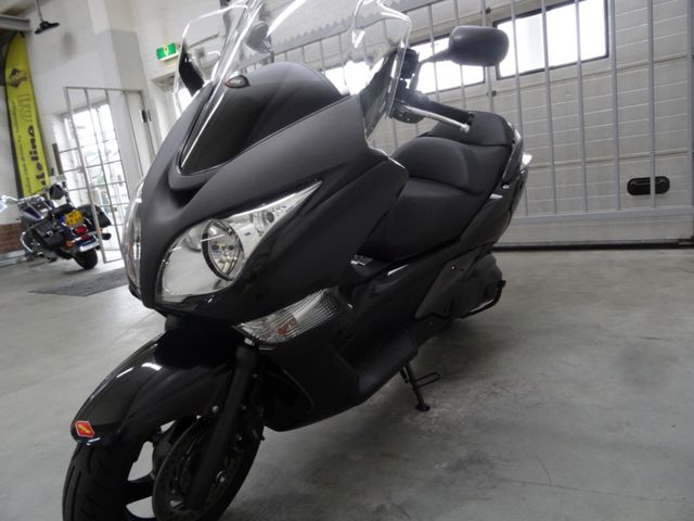 honda - fjs-400-silverwing