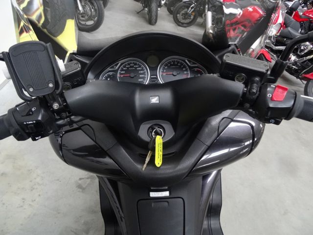 honda - fjs-400-silverwing