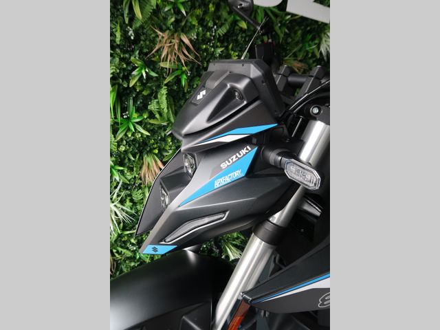 suzuki - gsx-8s