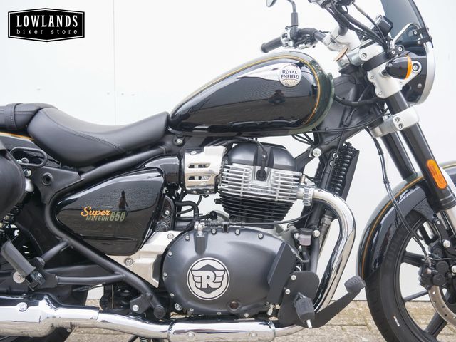 royal-enfield - super-meteor-650