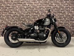 TRIUMPH BONNEVILLE BOBBER
