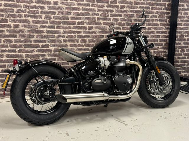 triumph - bonneville-bobber